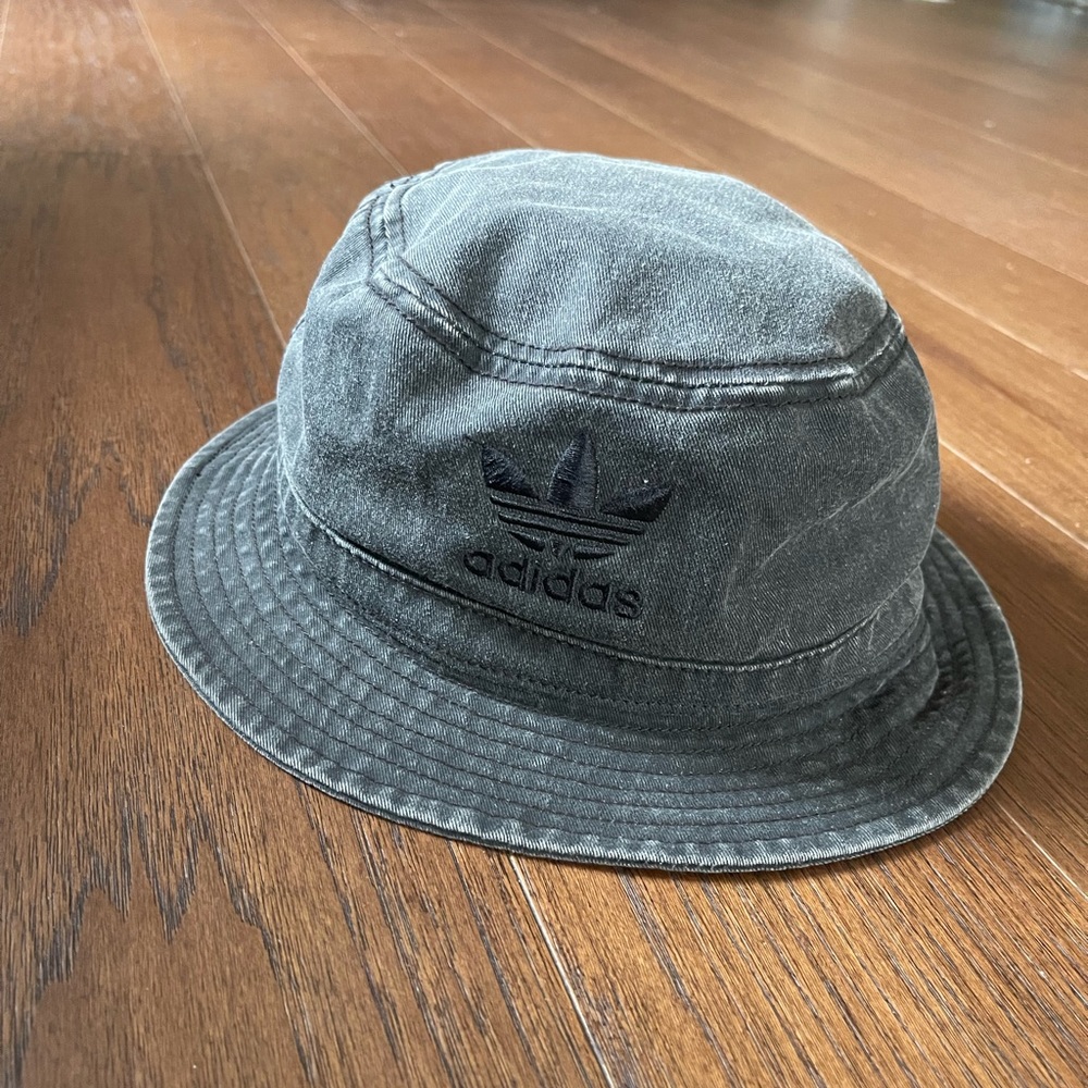 Adidas denim bucket hat